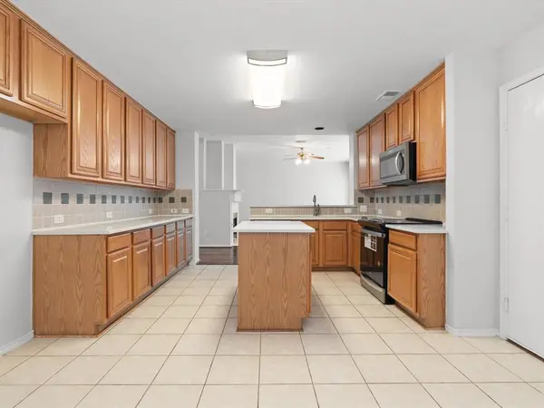 Plano, TX 75025,2425 Brycewood Lane