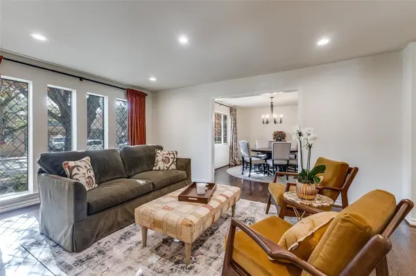 Dallas, TX 75225,7249 Ashington Drive