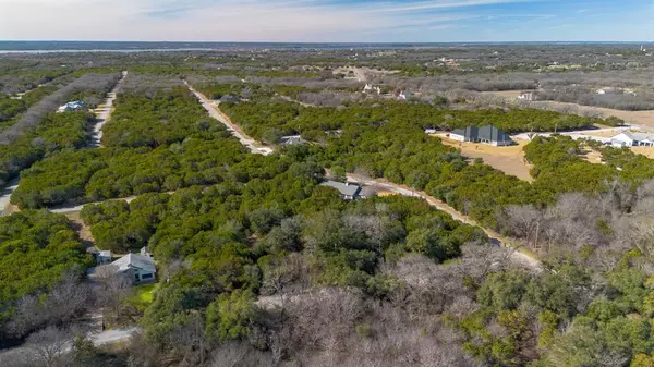 Whitney, TX 76692,25083 Woodhaven Drive