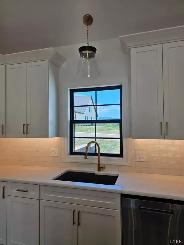 Forest, VA 24551,1189 Grandset DR