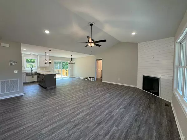 Spout Spring, VA 24593,2350 Spring Grove Road