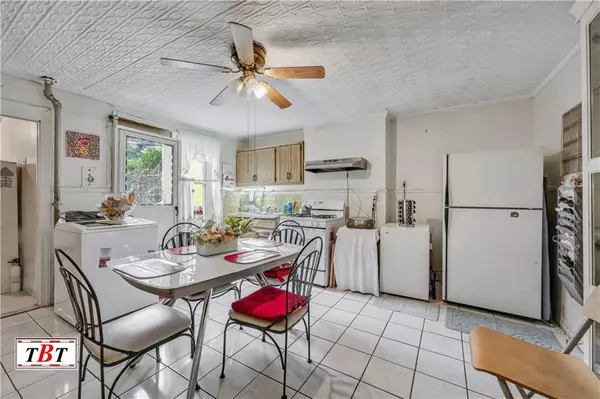 Brooklyn, NY 11215,397 2nd ST