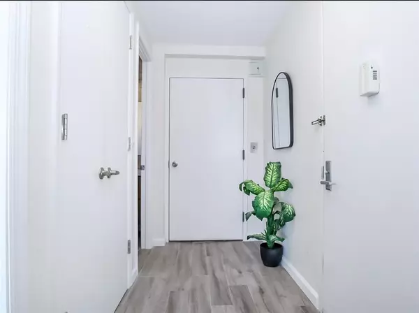 Brooklyn, NY 11235,407 Ocean View AVE #4