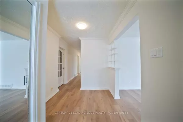 Toronto C13, ON M4A 1R9,57 Anewen DR #Main