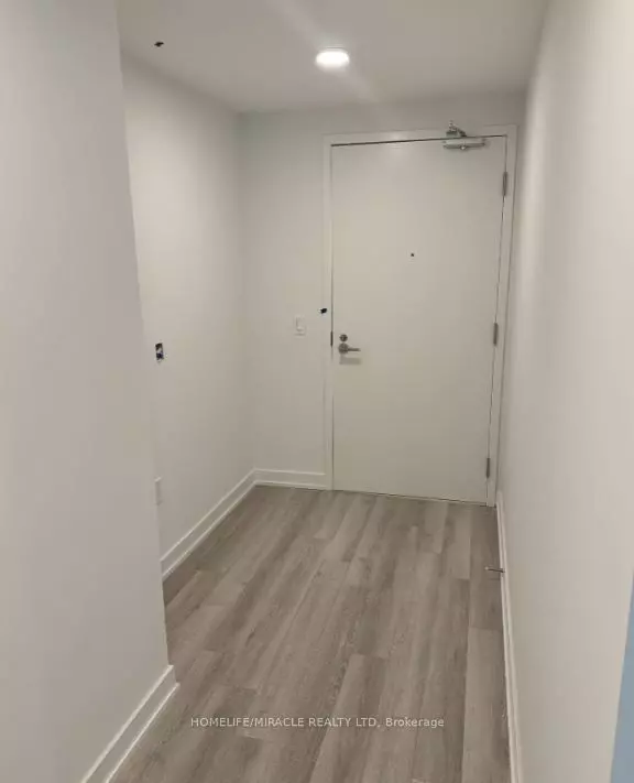 Toronto C01, ON M5T 0G7,230 Simcoe ST #1913