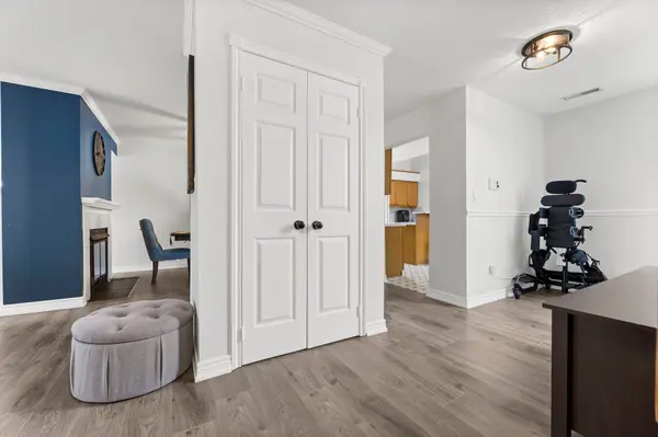 Clarington, ON L1E 1S8,1665 Nash RD #E12