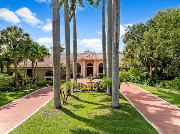 7401 W Cypresshead Dr, Parkland, FL 33067