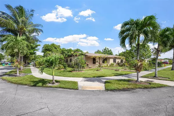 Miami, FL 33179,45 NE 212th St