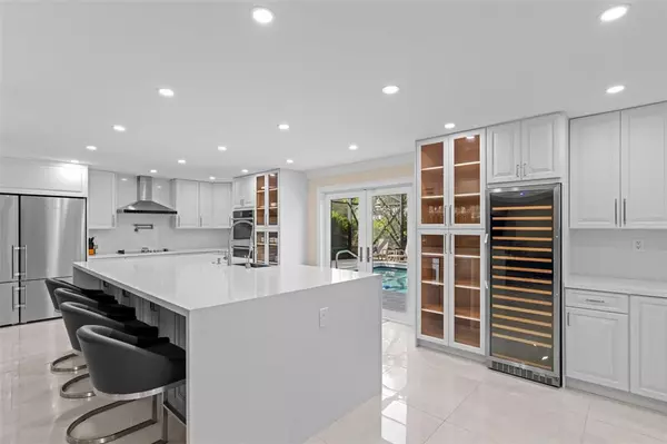 Wellington, FL 33414,15555 Hawker Ln