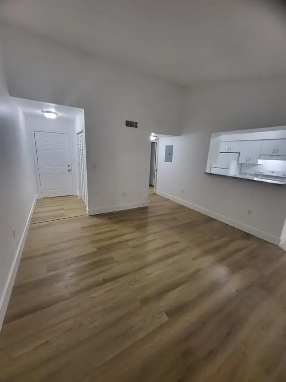 2622 NW 33rd St #2013, Oakland Park, FL 33309