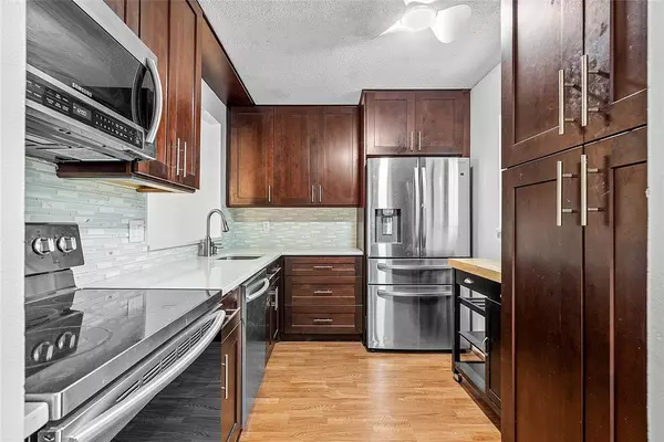 Delray Beach, FL 33484,5280 Las Verdes Cir #202