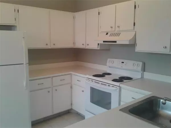 Pembroke Pines, FL 33026,11969 NW 11th St #11969