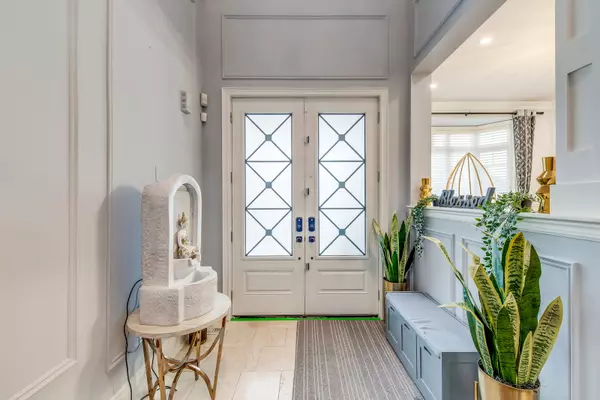 Vaughan, ON L4H 3X6,45 Torgan TRL