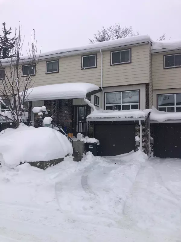 63 Ferris LN #K6, Barrie, ON L4M 5C4