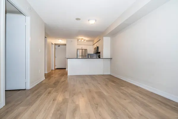 Toronto W02, ON M6H 4J8,1420 Dupont ST #1106