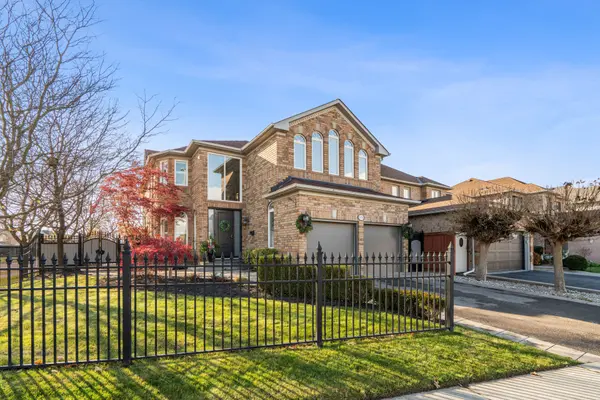 6358 Lisgar DR, Mississauga, ON L5N 7W1