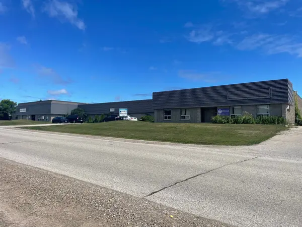 93 Regal RD, Guelph, ON N1K 1B6