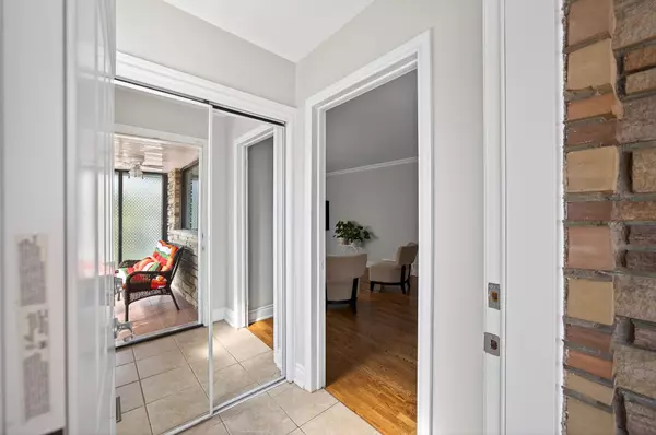 Hunt Club - South Keys And Area, ON K1V 6T5,1291 Notting Hill AVE