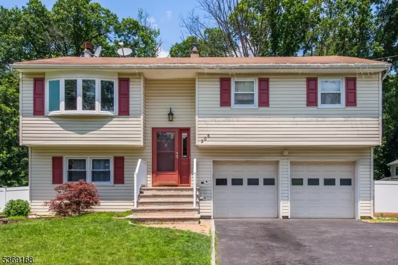 South Plainfield Boro, NJ 07080,206 Woolworth Ave