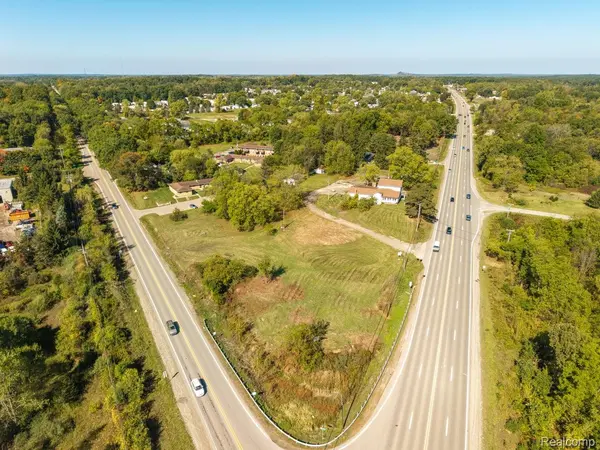 Davisburg, MI 48350,10685 DIXIE HWY