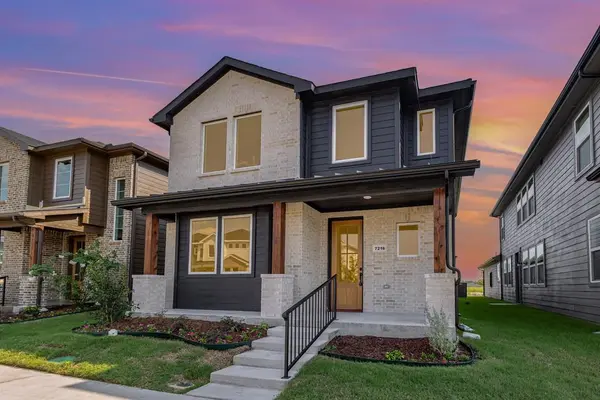 7216 Bayhill Lane,  Rowlett,  TX 75088