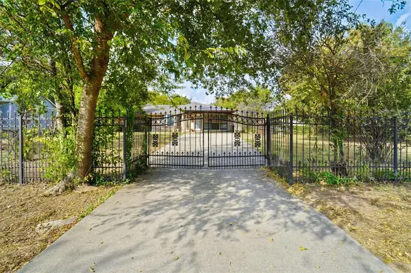 Azle, TX 76020,1312 Robyn Road