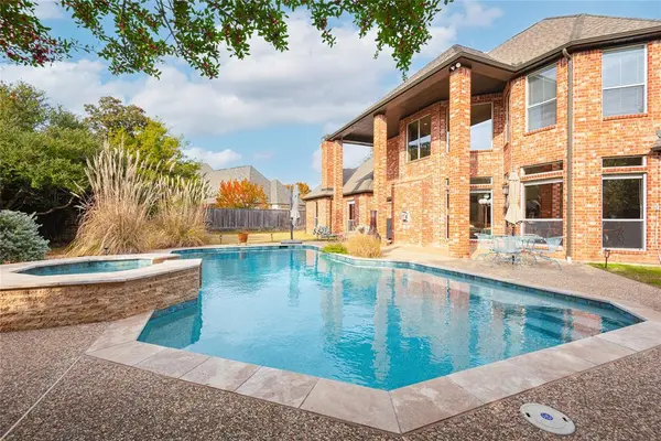 Mckinney, TX 75072,808 Creekline Way