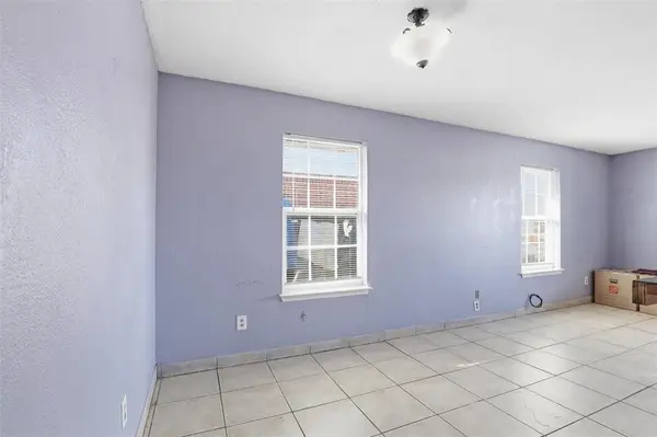 Arlington, TX 76011,116 Maple Street #A