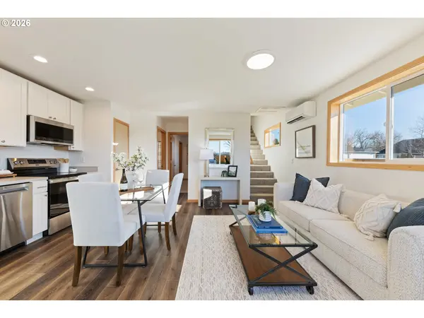 Eugene, OR 97402,5275 FOREST LN