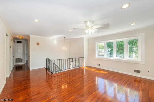 South Plainfield Boro, NJ 07080,206 Woolworth Ave