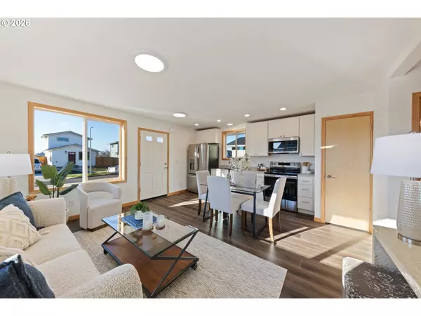 Eugene, OR 97402,715 ST CHARLES ST