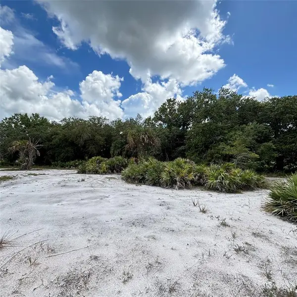 Okeechobee, FL 34972,16862 NW 276th St