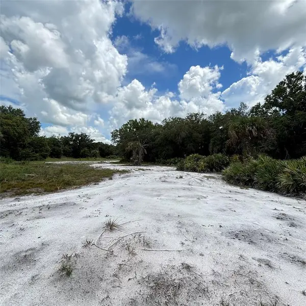 Okeechobee, FL 34972,16862 NW 276th St