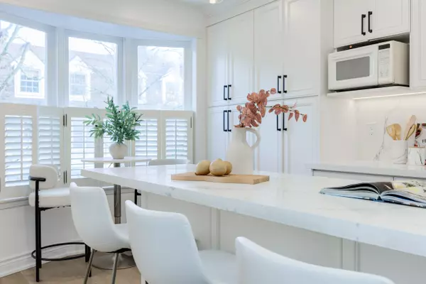 Markham, ON L3T 5R4,129 Confederation WAY