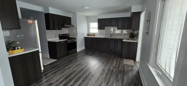 Halton Hills, ON L7G 3R4,45 Confederation ST