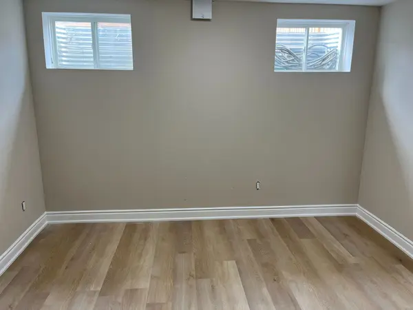 Brampton, ON L6Y 6J5,15 Workgreen Pkwy ##Bsmt