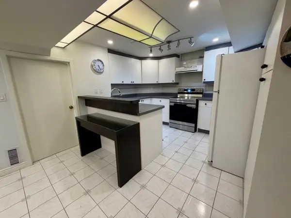 Caledon, ON L7E 1H7,4 Foxchase DR