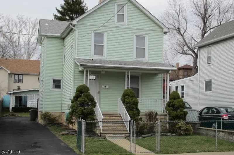 North Plainfield Boro, NJ 07060,28 Howard St
