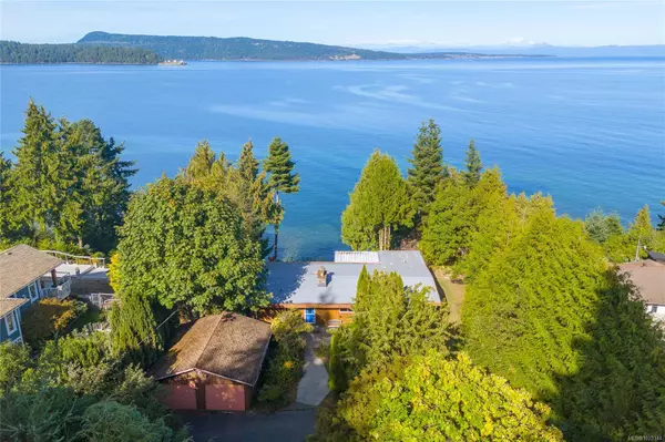 Bowser, BC V0R 1G0,4731 Maple Guard Dr