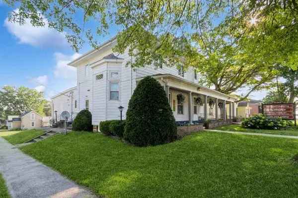 306 W State Street, Williamsburg, IA 52361