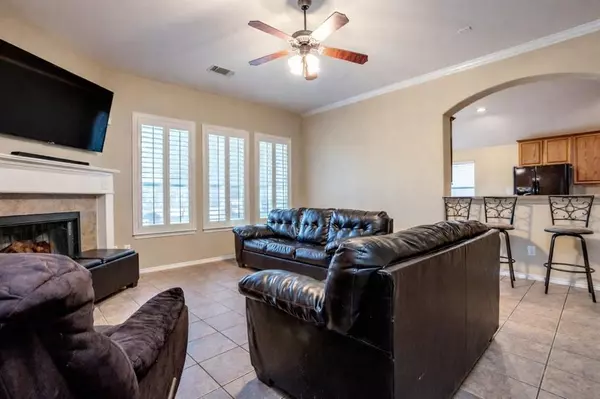 Dallas, TX 75249,5886 Cliff Ridge Drive