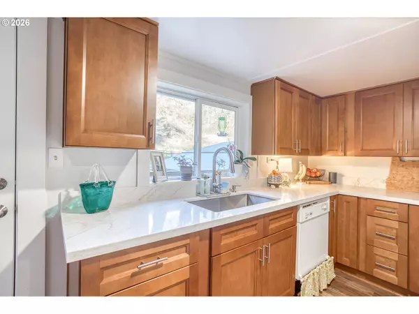 Toledo, OR 97391,1140 HIDDEN VALLEY RD