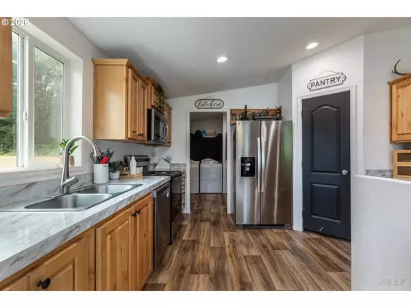 Clatskanie, OR 97016,77810 ELSIE DR