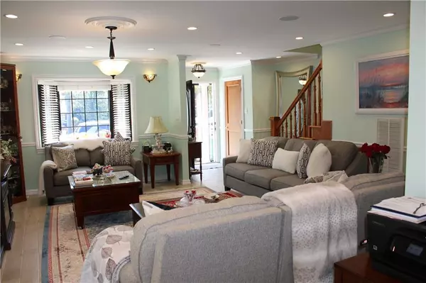 Brooklyn, NY 11234,7417 Avenue W