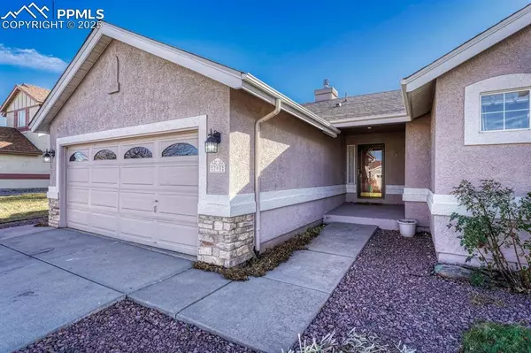 Colorado Springs, CO 80916,795 Aspenglow LN