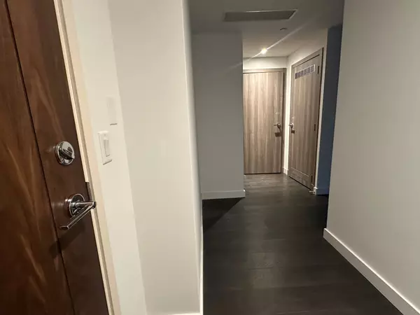 Toronto C15, ON M2K 0J2,27 Mcmahon DR