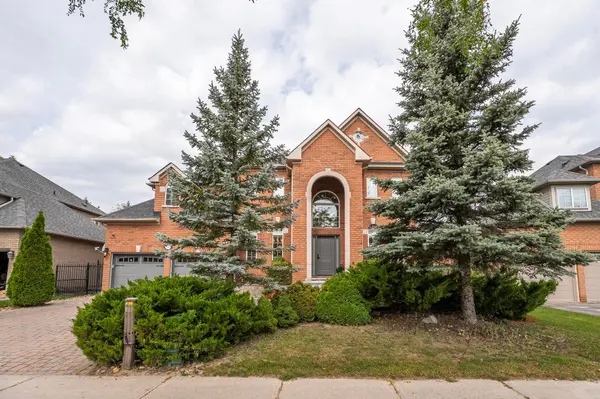 Newmarket, ON L3X 1N3,1067 Ivsbridge BLVD