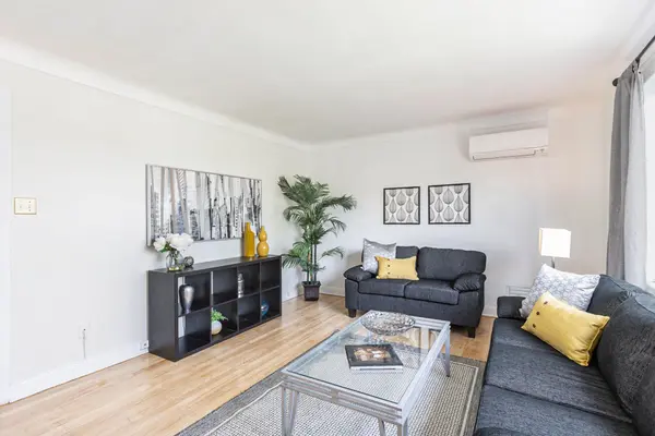 Vanier And Kingsview Park, ON K1L 6Y3,143 Granville ST #2