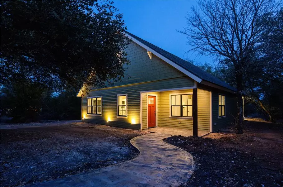 2340 Fort Graham, Waco, TX 76705