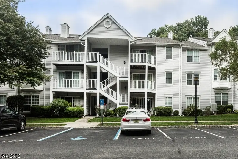 611 Lilac Ln, Mahwah Twp., NJ 07430